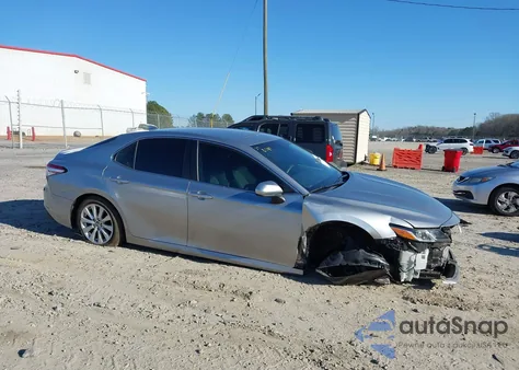 2019 Toyota Camry Le из США, поврежденный, VIN 4T1B11HK2KU764084